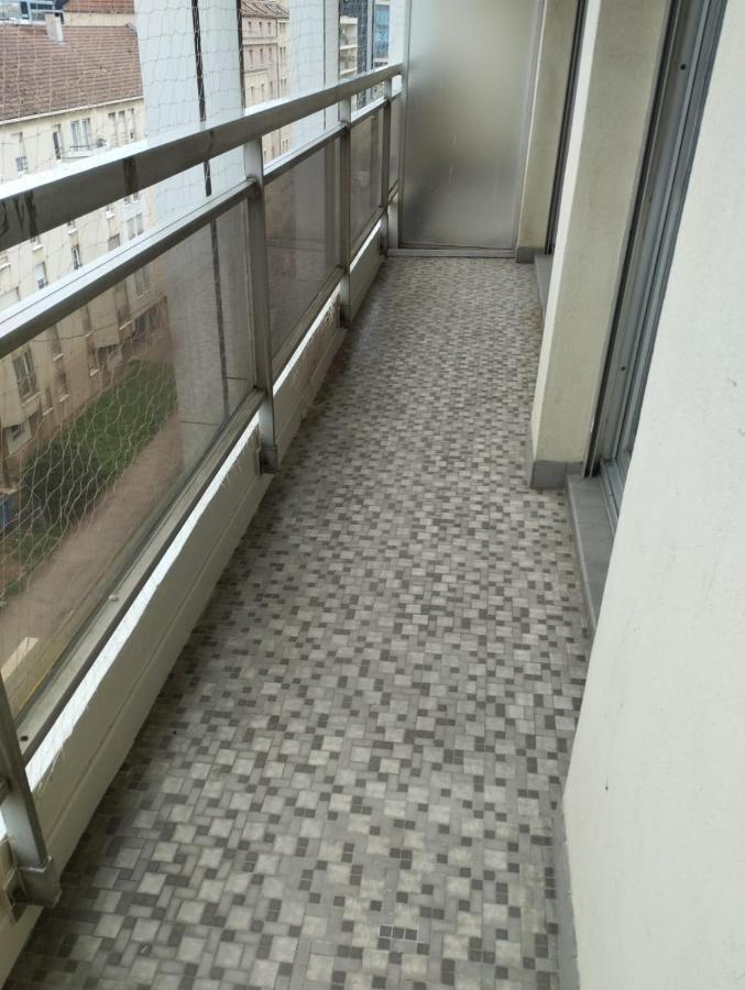 Apartamento Lumineux Et Cosy, Avec Parking, 2 Mn Gare, 2Mn Muse, 5Mn Centre Metz Exterior foto